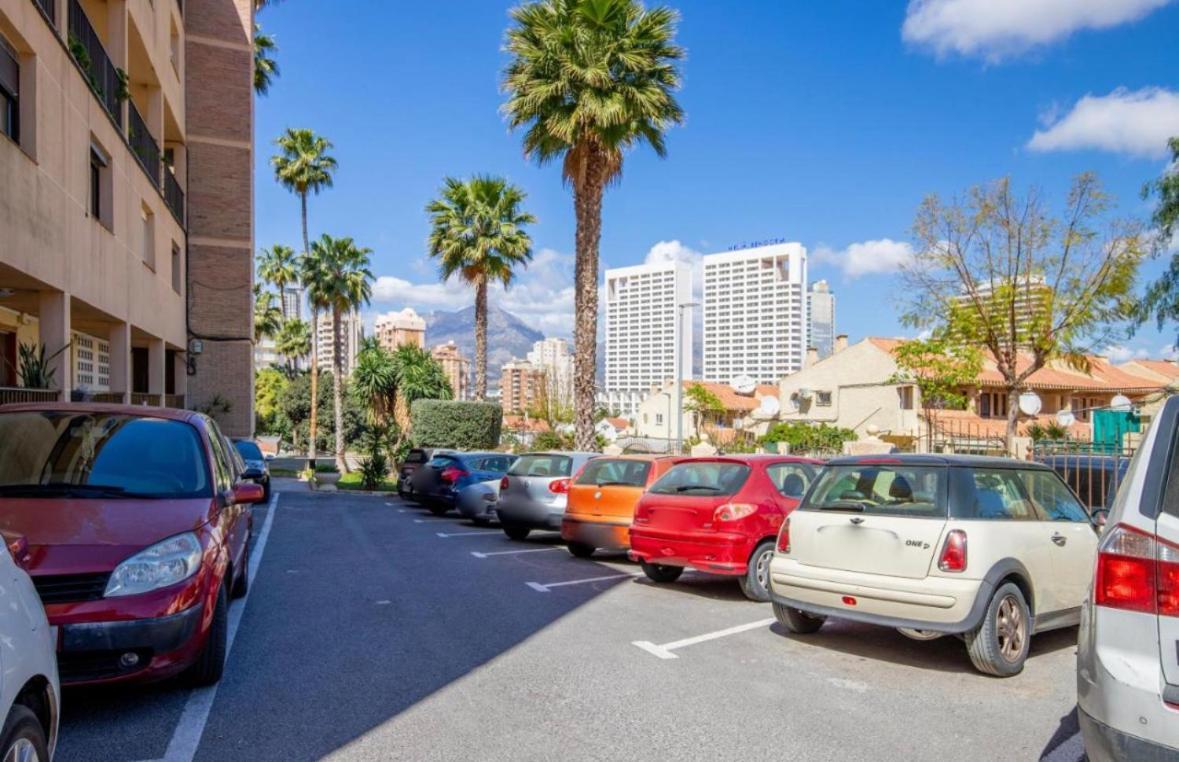 Apartamento Duplex 5 Min De La Playa Benidorm Luaran gambar